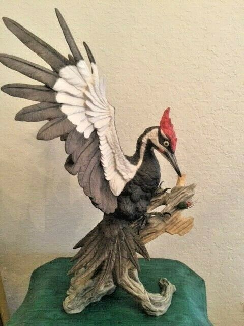 Boehm porcelain Pileated Woodpecker, rare, magnificent; #36 of a Limited Edition Boehm porcelain Pileated Woodpecker, rare, magnificent; #36 of a Limited Edition