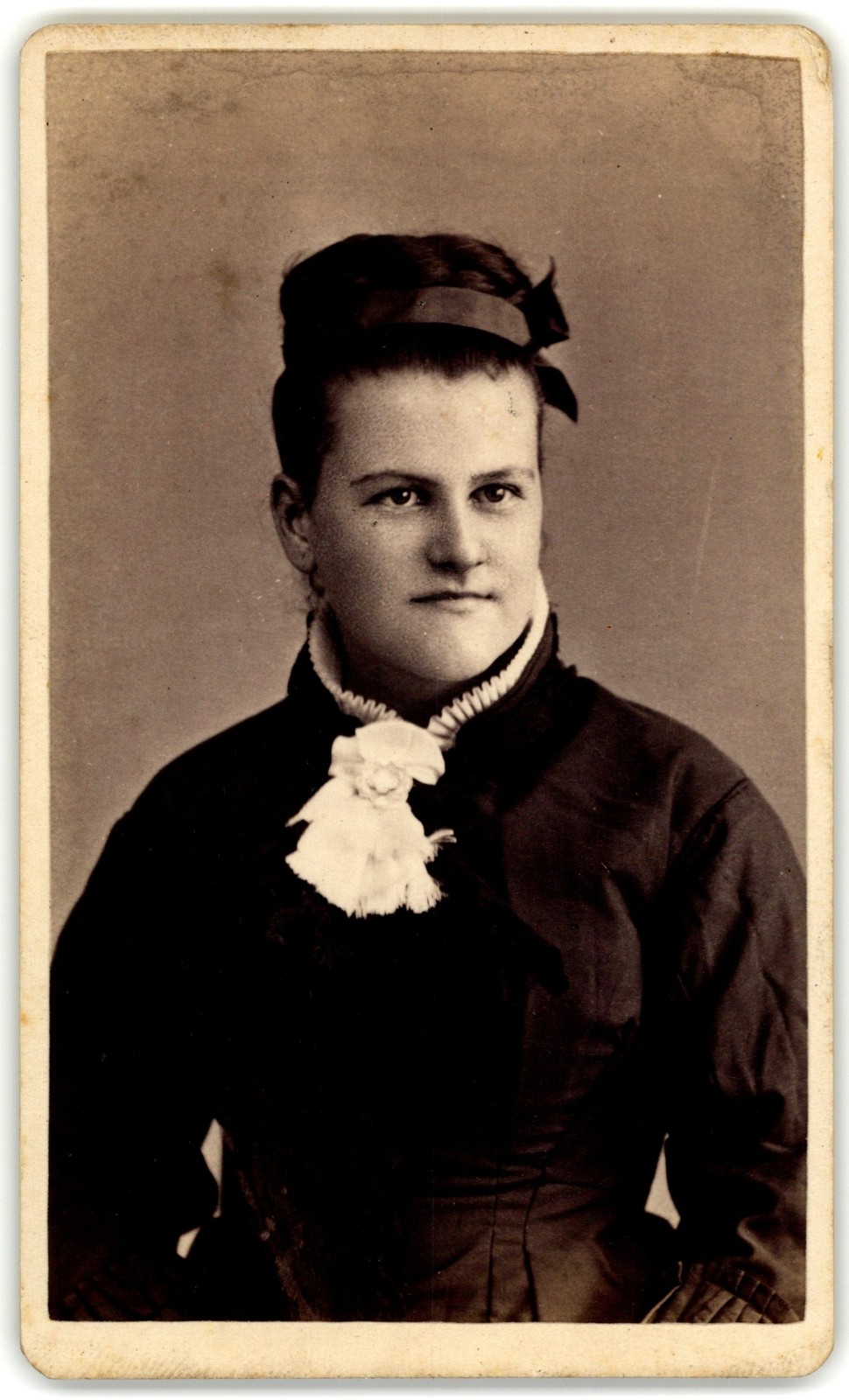 Antique CDV Circa 1870s J. K. Sutterley Gorgeous Lady in Dar Wilmington, Delawar Antique CDV Circa 1870s J. K. Sutterley Gorgeous Lady in Dar Wilmington, Delawar
