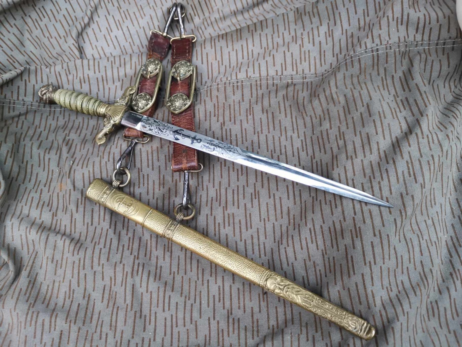 RARE 100% ORIGINAL WW2 Hungarian naval/river guard officer's DAGGER WITH HANGER