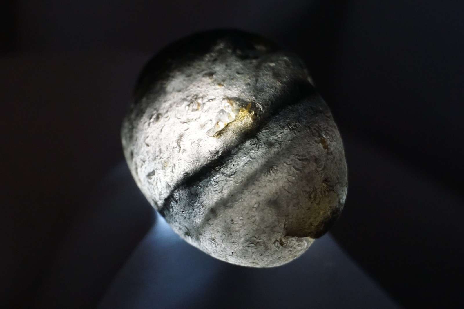 Agni Manitite - Pearl of Fire - 57g - Indonesian Tektite like Saffordite #mrc8 Agni Manitite - Pearl of Fire - 57g - Indonesian Tektite like Saffordite #mrc8