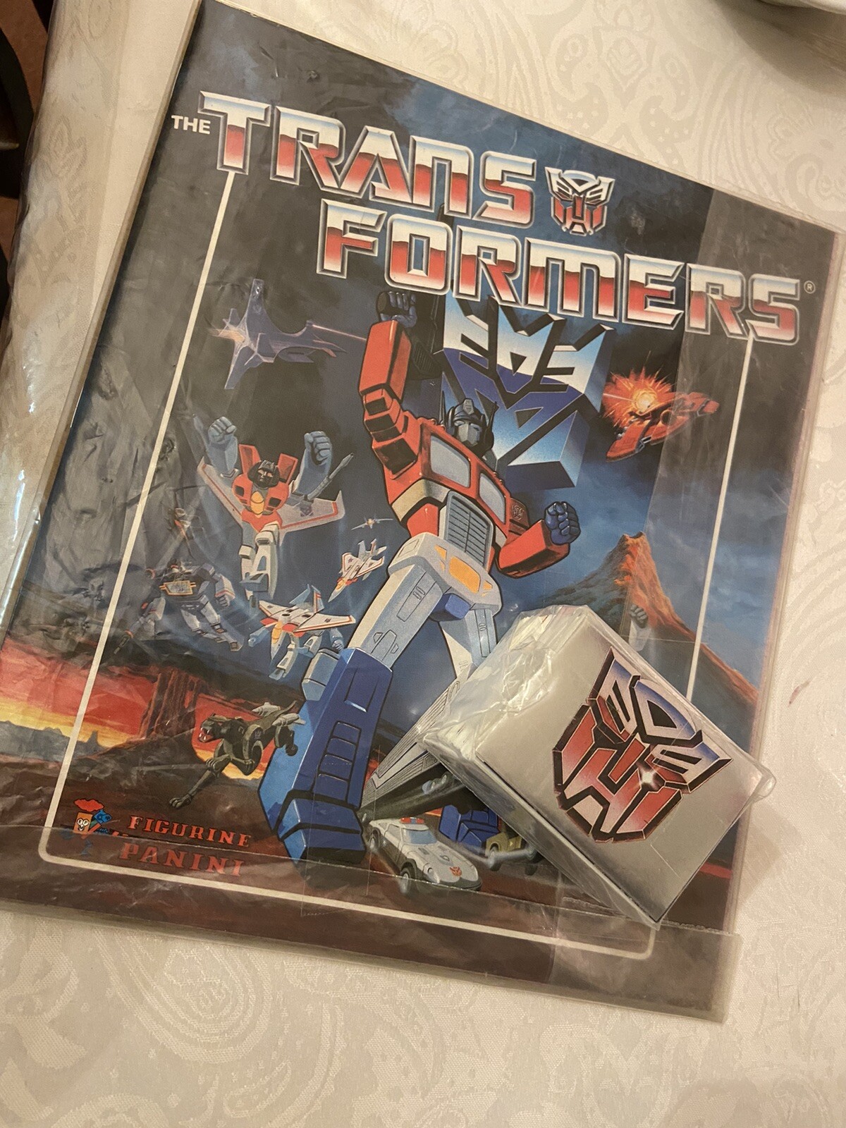 Transformers 1986 sticker book Panini and complete sticker set. Transformers 1986 sticker book Panini and complete sticker set.