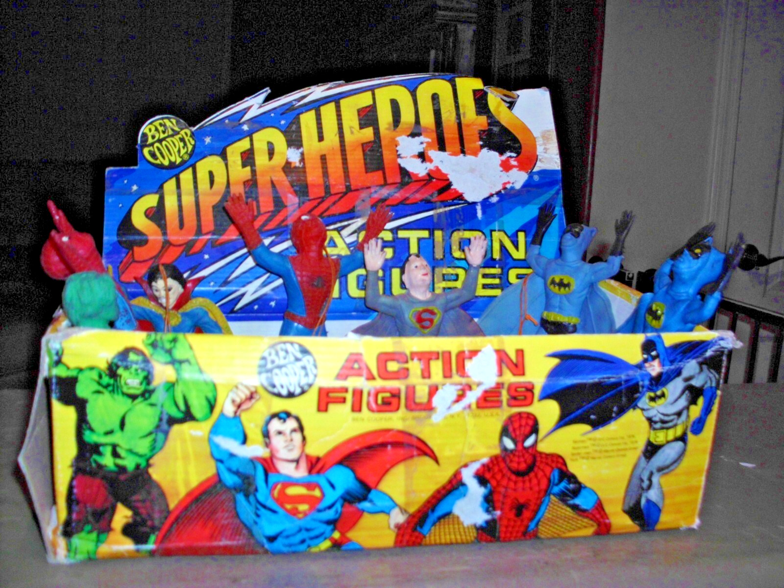 VINTAGE BEN COOPER SUPER HERO STORE COUNTER DISPLAY BOX MARVEL RARE DC RARE 1976 VINTAGE BEN COOPER SUPER HERO STORE COUNTER DISPLAY BOX MARVEL RARE DC RARE 1976