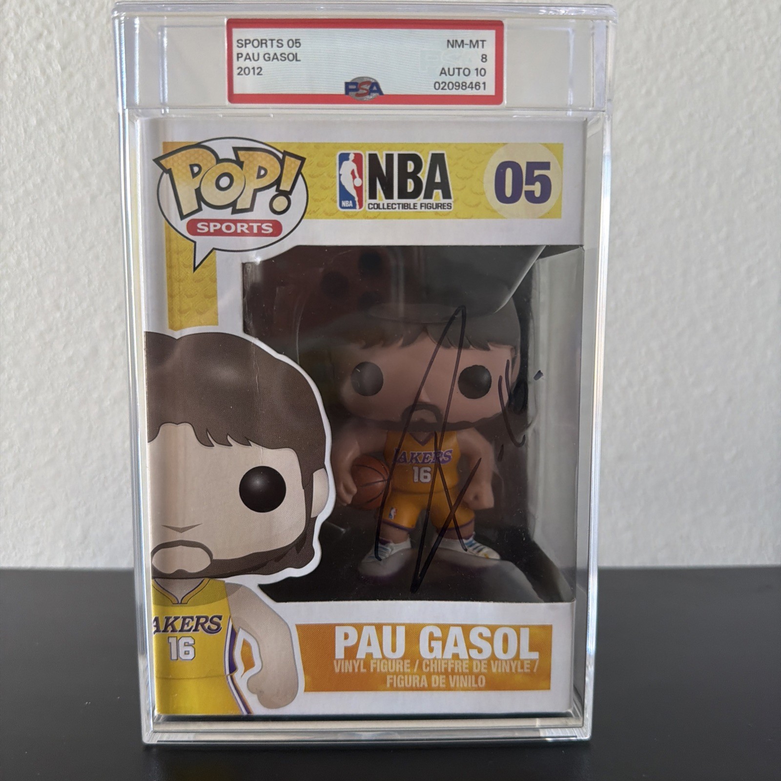 Funko Pop NBA Pau Gasol 05 Vinyl Figure Los Angeles Lakers PSA 8, Autographed 10