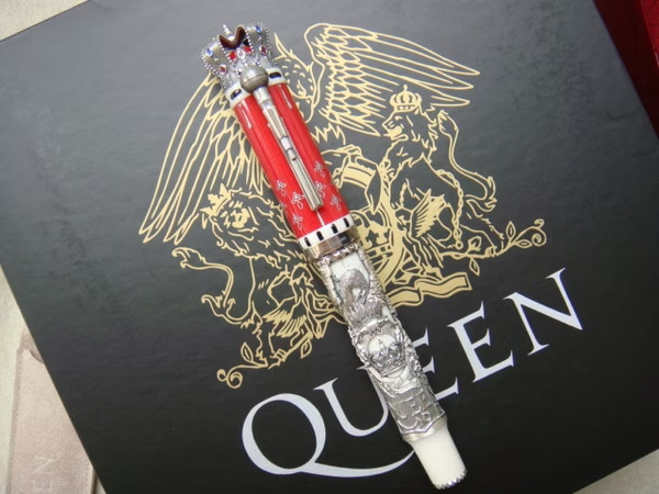 Montegrappa Queen: A Night at the Opera Limited Edition Fountain Pen (F/M)