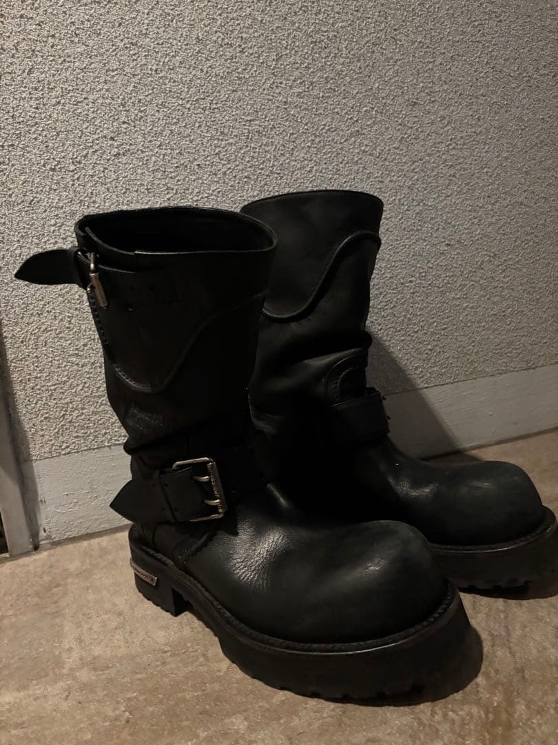 Balenciaga Venom Black Leather Boots Size 42 Men’s High Chunky Sole Luxury Shoes Balenciaga Venom Black Leather Boots Size 42 Men’s High Chunky Sole Luxury Shoes