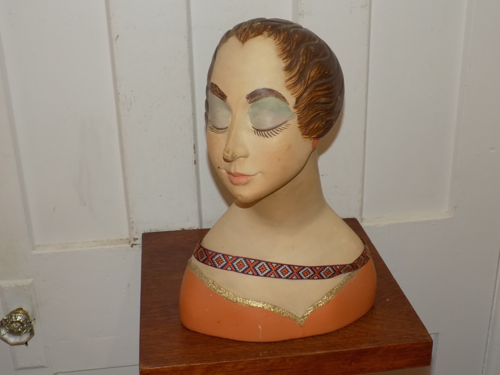 Vintage Art Deco 1930-40’s Store Display Ceramic Bust