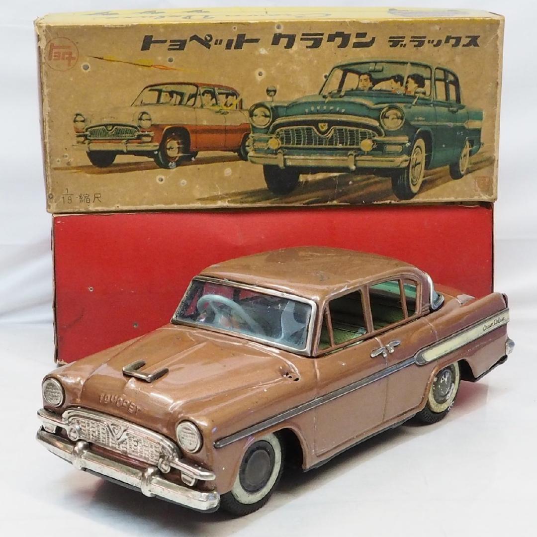 Bandaiya Toyopet Crown Deluxe Red Mirrorless Tin Toy Car With Box Bandaiya Toyopet Crown Deluxe Red Mirrorless Tin Toy Car With Box