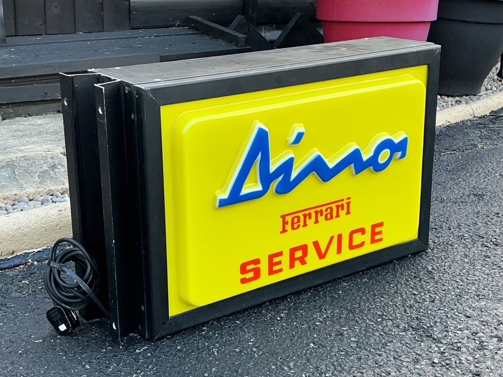 RARE 1970’s FERRARI DINO ILLUMINATED DEALER SIGN SERVICE SHOWROOM GARAGE SIGN RARE 1970’s FERRARI DINO ILLUMINATED DEALER SIGN SERVICE SHOWROOM GARAGE SIGN