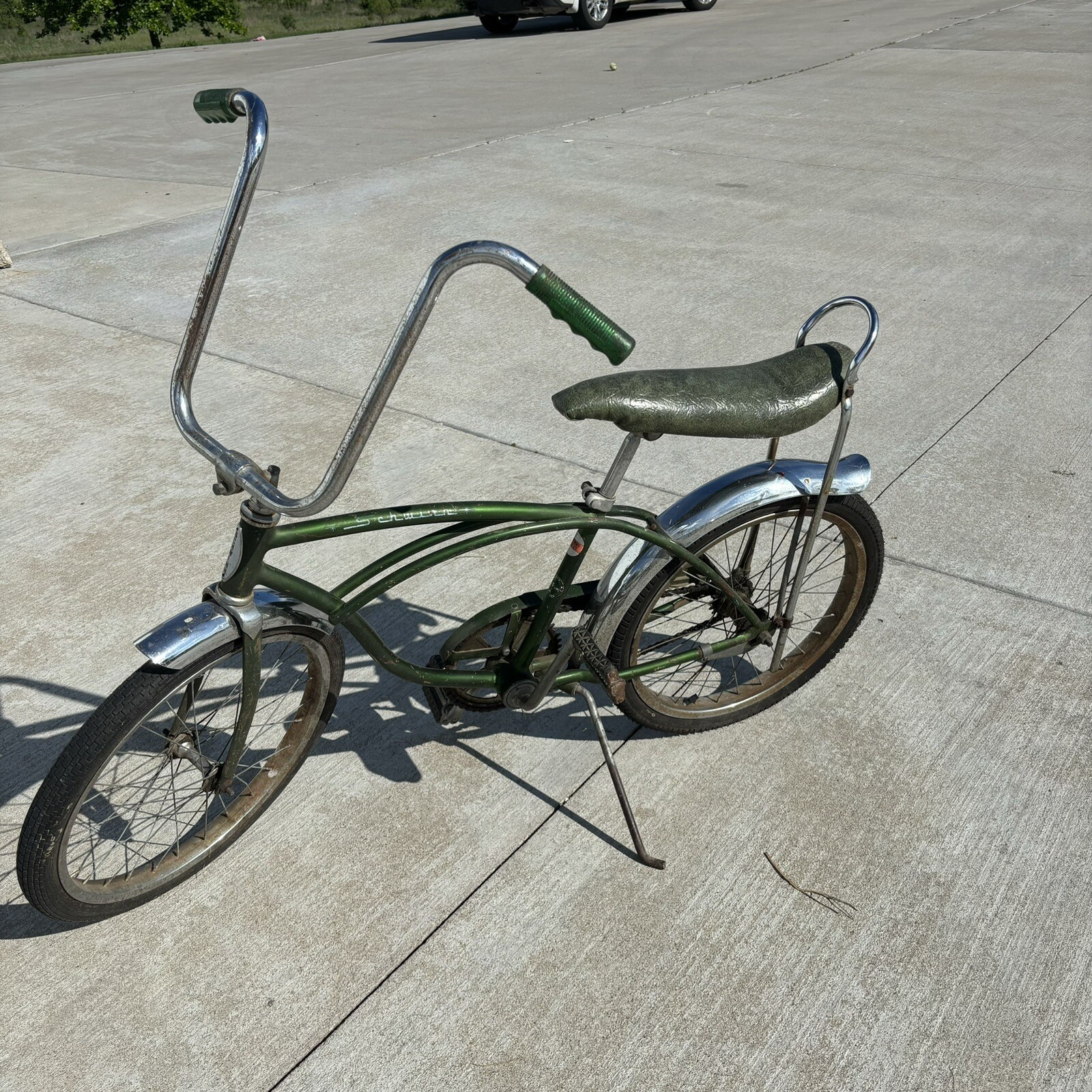 1970  SCHWINN STINGRAY Hard To Find Collector’s BIKE SURVIVOR Bike Campus Green
