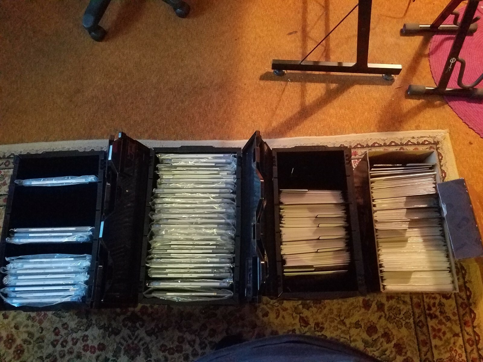Huge The Walking Dead Comic Lot Collection Huge The Walking Dead Comic Lot Collection