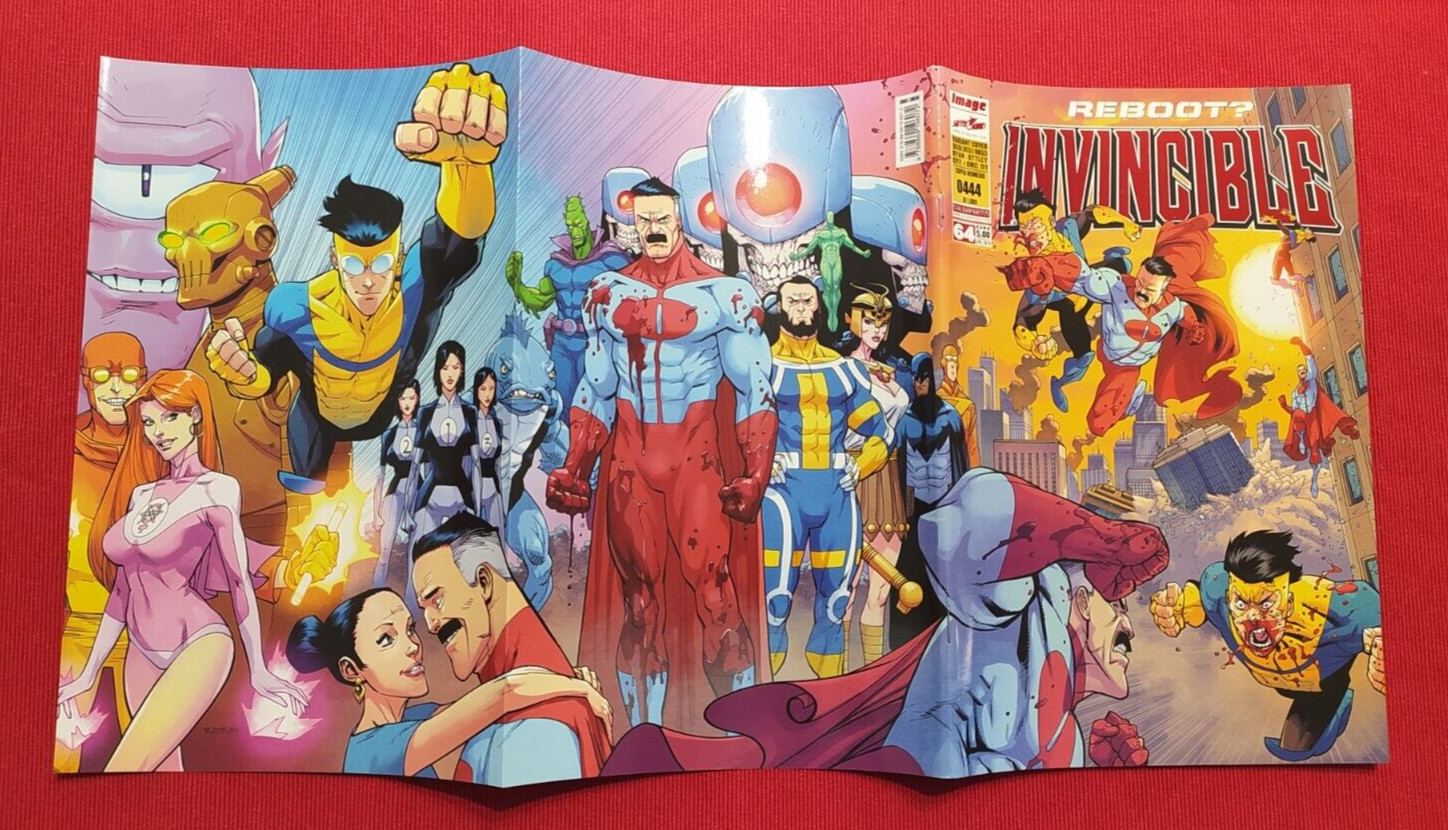 Invincible #124-125-126 Gatefold cov Variant Limited to 1000 foil logo Bu76 Invincible #124-125-126 Gatefold cov Variant Limited to 1000 foil logo Bu76