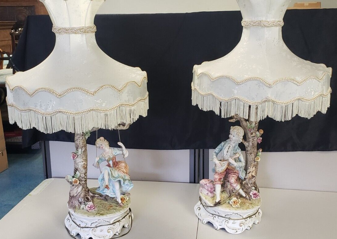 Antique Huge Capodimonte Italian Rococo French Lamps Romeo And Juliet
