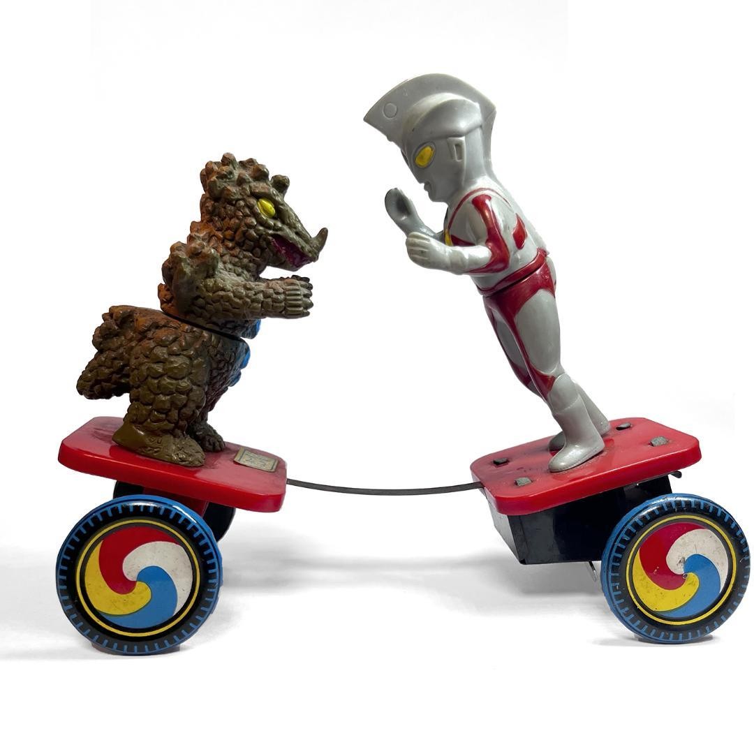 Monster Battle Ultraman A Ace Velocron Bullmark Soft Vinyl