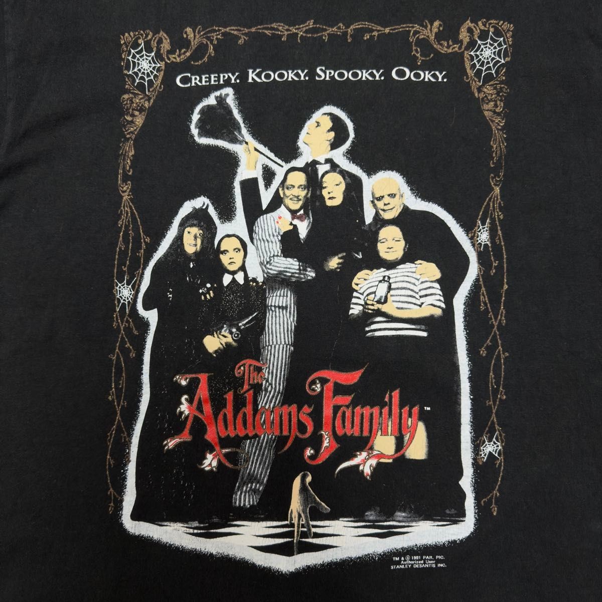 90S Vintage Movie Adams Family Black Xl T-Shirt 90S Vintage Movie Adams Family Black Xl T-Shirt