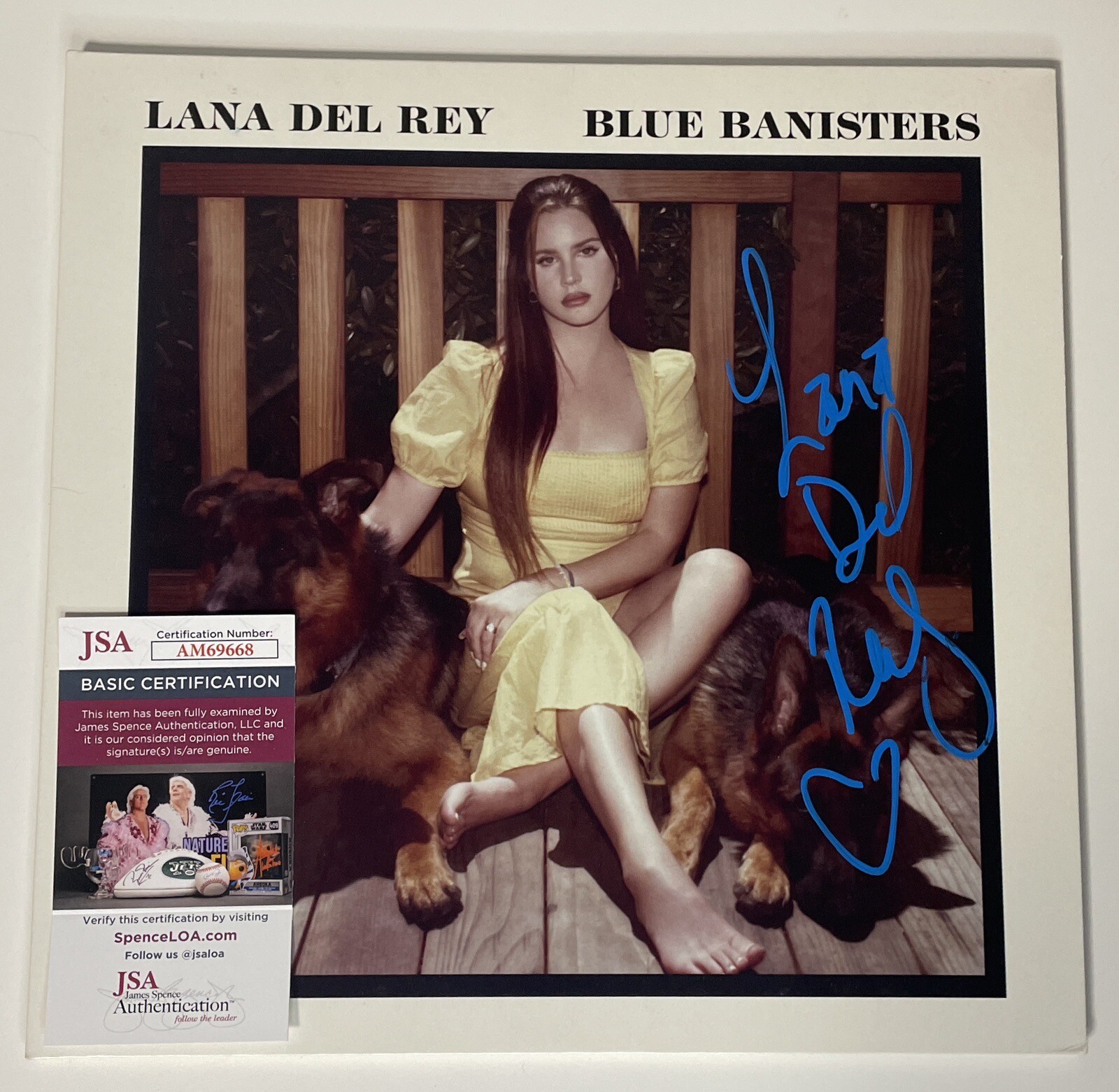 LANA DEL REY SIGNED BLUE BANISTERS ALBUM RECORD VINYL LP + JSA COA LANA DEL REY SIGNED BLUE BANISTERS ALBUM RECORD VINYL LP + JSA COA