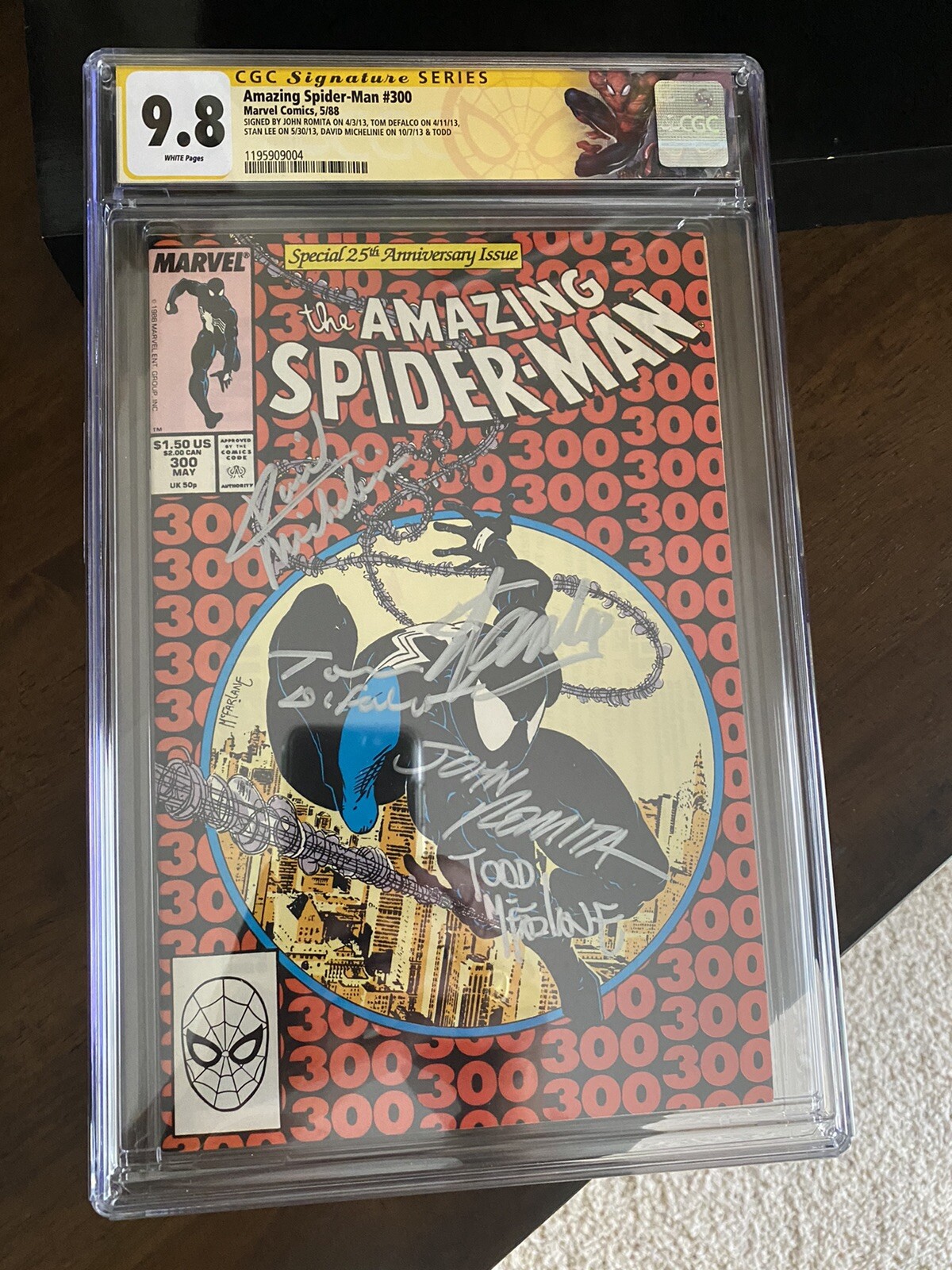 The Amazing Spider-Man #300 Cgc 9.8 SS 5x - Hot 1st Venom Lee McFarlane Key The Amazing Spider-Man #300 Cgc 9.8 SS 5x - Hot 1st Venom Lee McFarlane Key