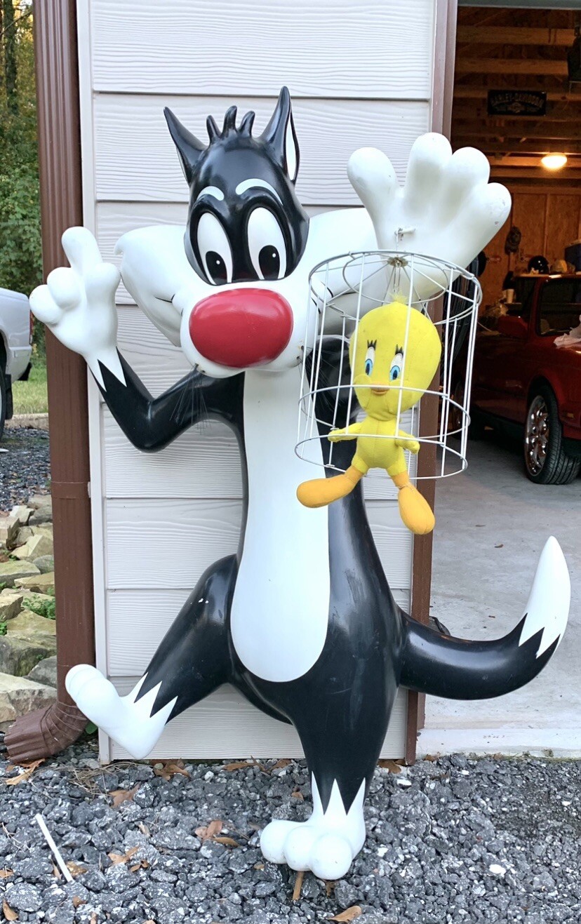 RARE HTF VINTAGE LOONEY TUNES WARNER BROS STUDIO PROP SYLVESTER THE CAT STATUE RARE HTF VINTAGE LOONEY TUNES WARNER BROS STUDIO PROP SYLVESTER THE CAT STATUE