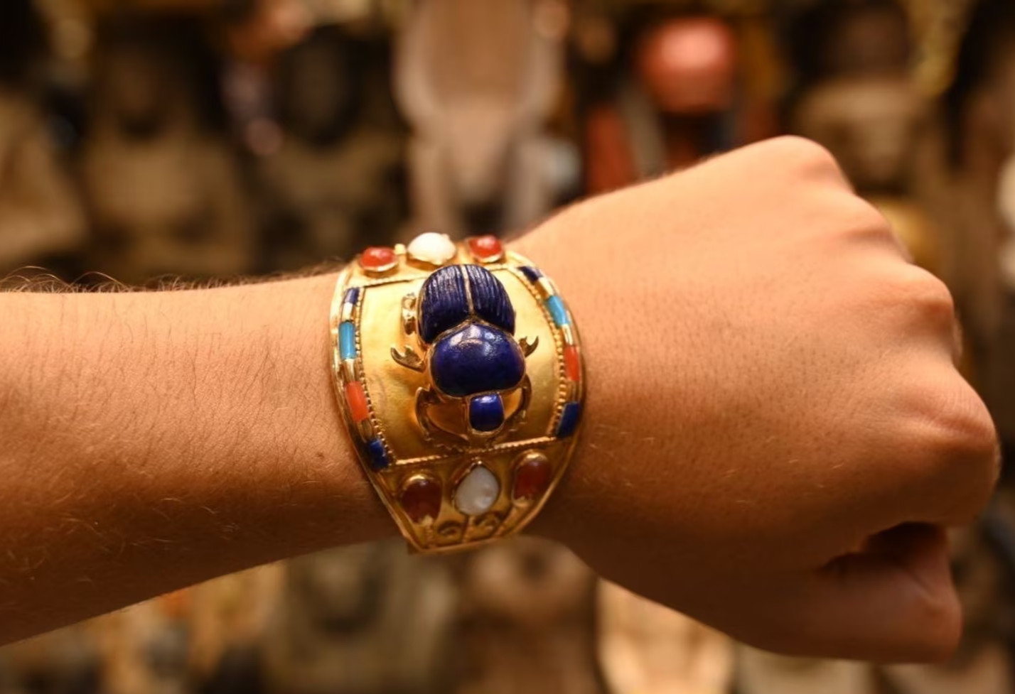 Rare Gold Bracelet King Tutankhamun- Lapis Lazuli Scarab, a copy museum Egypt BC