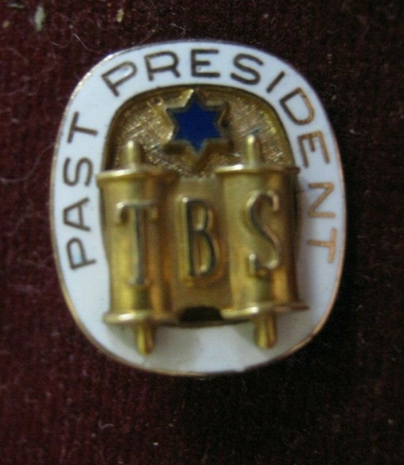10K Yellow Gold Torah Scrolls & Star TBS TEMPLE BETH SHOLOM PAST PRESIDENT PIN 10K Yellow Gold Torah Scrolls & Star TBS TEMPLE BETH SHOLOM PAST PRESIDENT PIN