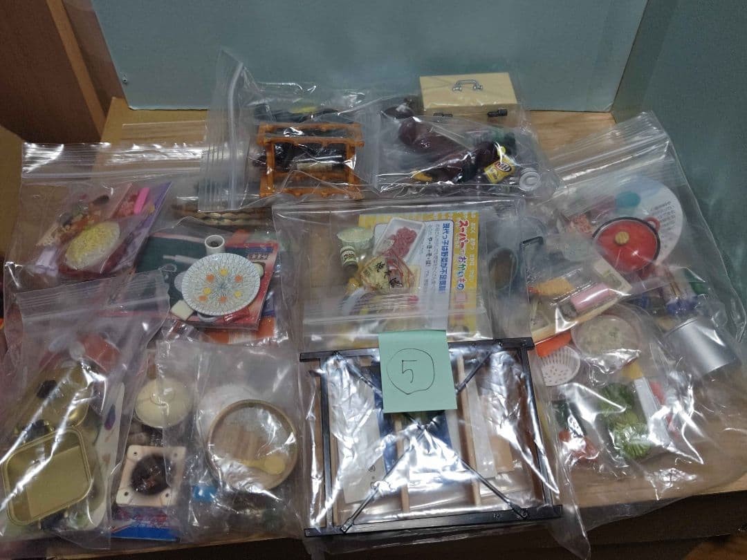 Re-Ment Petit Sample Megahouse Etc. Various Secrets Included 5 Re-Ment Petit Sample Megahouse Etc. Various Secrets Included 5
