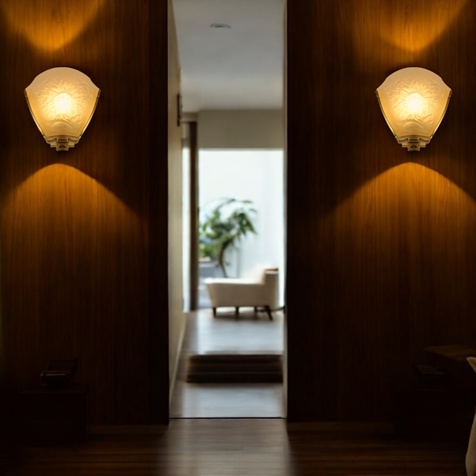Sumptuous & Elegant Art Deco Wall Light 