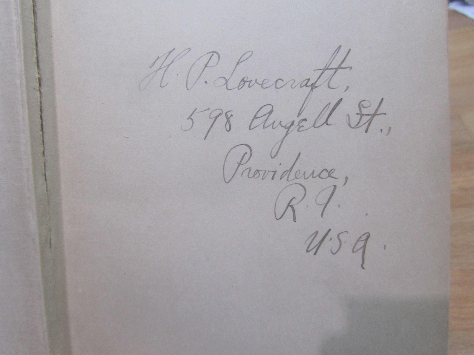 Stunning autograph H. P. Lovecraft (1890-1937) in book from his private library Stunning autograph H. P. Lovecraft (1890-1937) in book from his private library