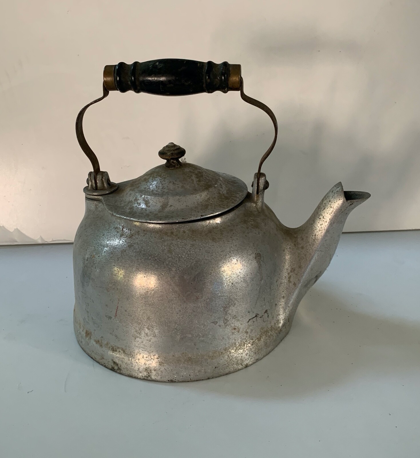 Vintage Dec 12, 1911 **RARE** WAGNER PRE SYDNEY O. 4 Qt Teapot NICE Vintage Dec 12, 1911 **RARE** WAGNER PRE SYDNEY O. 4 Qt Teapot NICE
