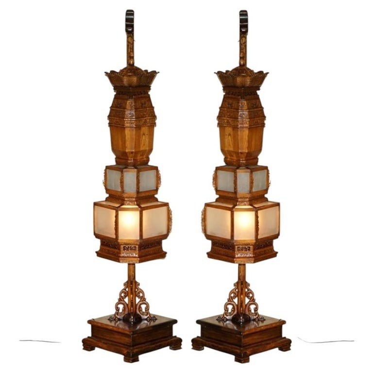 PAIR OF 196CM TALL DRAGON FLOOR STANDING ORNAELTY CARVED CHINESE PAGODA LAMPS