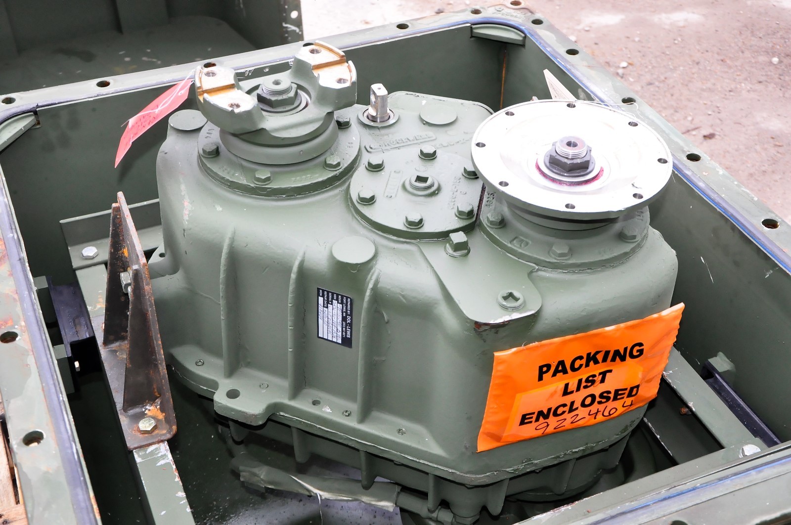 5 ton T 1138 Rockwell transfer case Military M939 trucks 6x6 M923 93 T1138 5 ton T 1138 Rockwell transfer case Military M939 trucks 6x6 M923 93 T1138