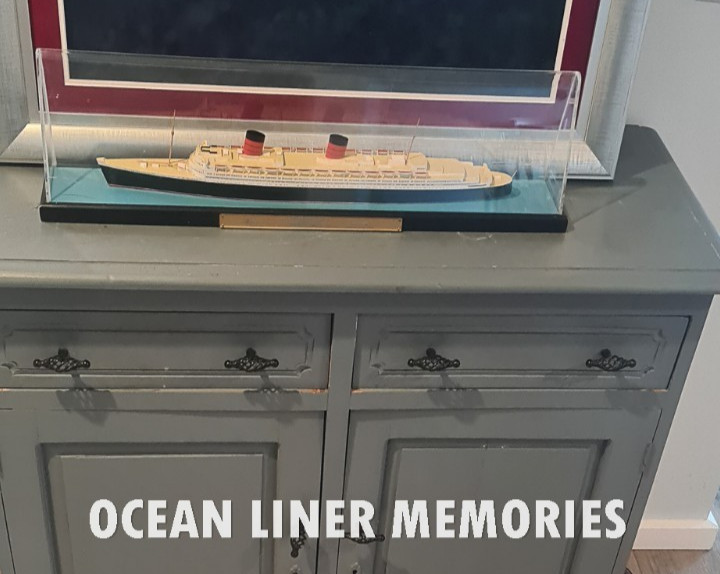 RMS Queen Elizabeth Model bassett lowke Large model 20