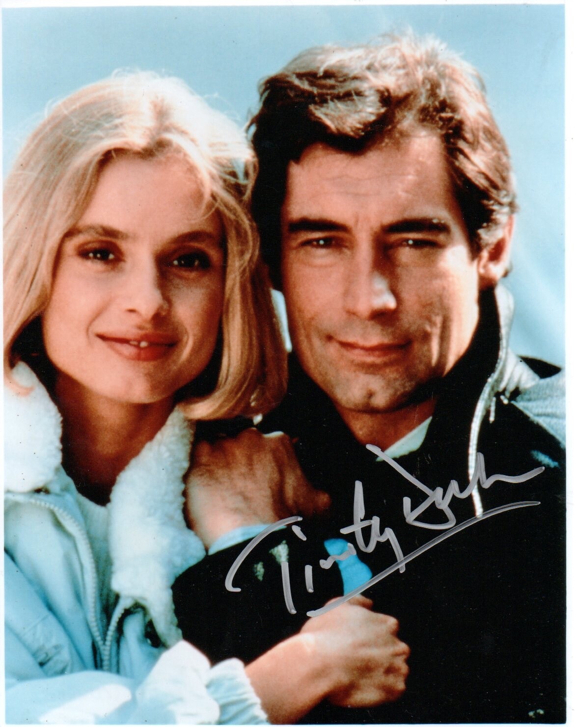 TIMOTHY DALTON SIGNED JAMES BOND AUTOGRAPH JAMES BOND RARE BOND SHOT 10-8 COA