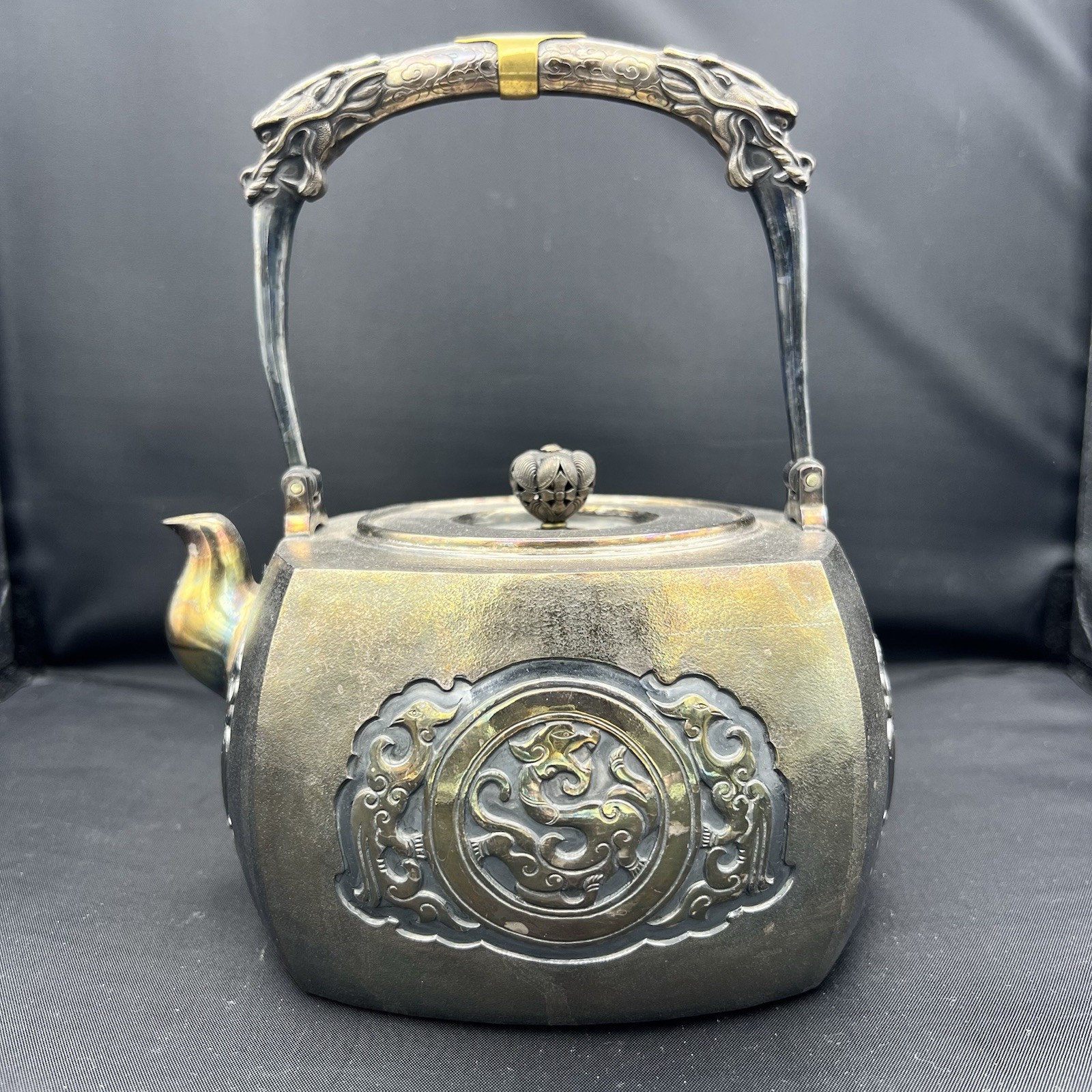 Handcrafted 999 Fine Silver Teapot 99.9% Pure 銀壺 Handcrafted 999 Fine Silver Teapot 99.9% Pure 銀壺