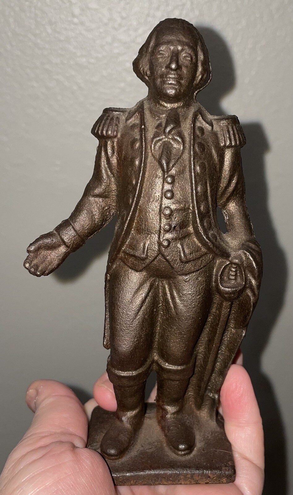 VERY RARE ANTIQUE CAST IRON GEORGE WASHINGTON FIGURINE BANK ? 6.25 VERY RARE ANTIQUE CAST IRON GEORGE WASHINGTON FIGURINE BANK ? 6.25