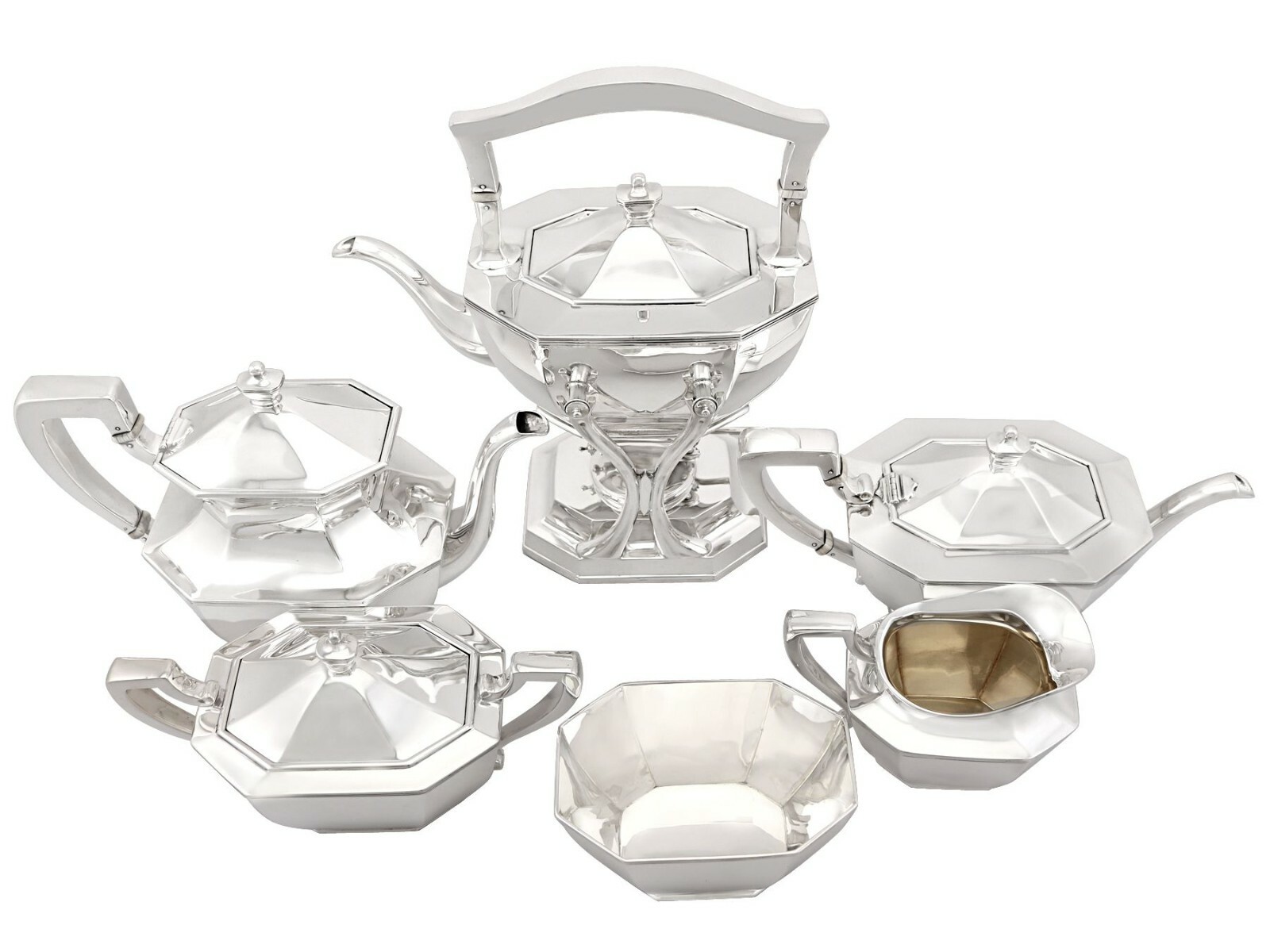 Queen Anne Style American Sterling Silver Six Piece Tea and Coffee Service Queen Anne Style American Sterling Silver Six Piece Tea and Coffee Service