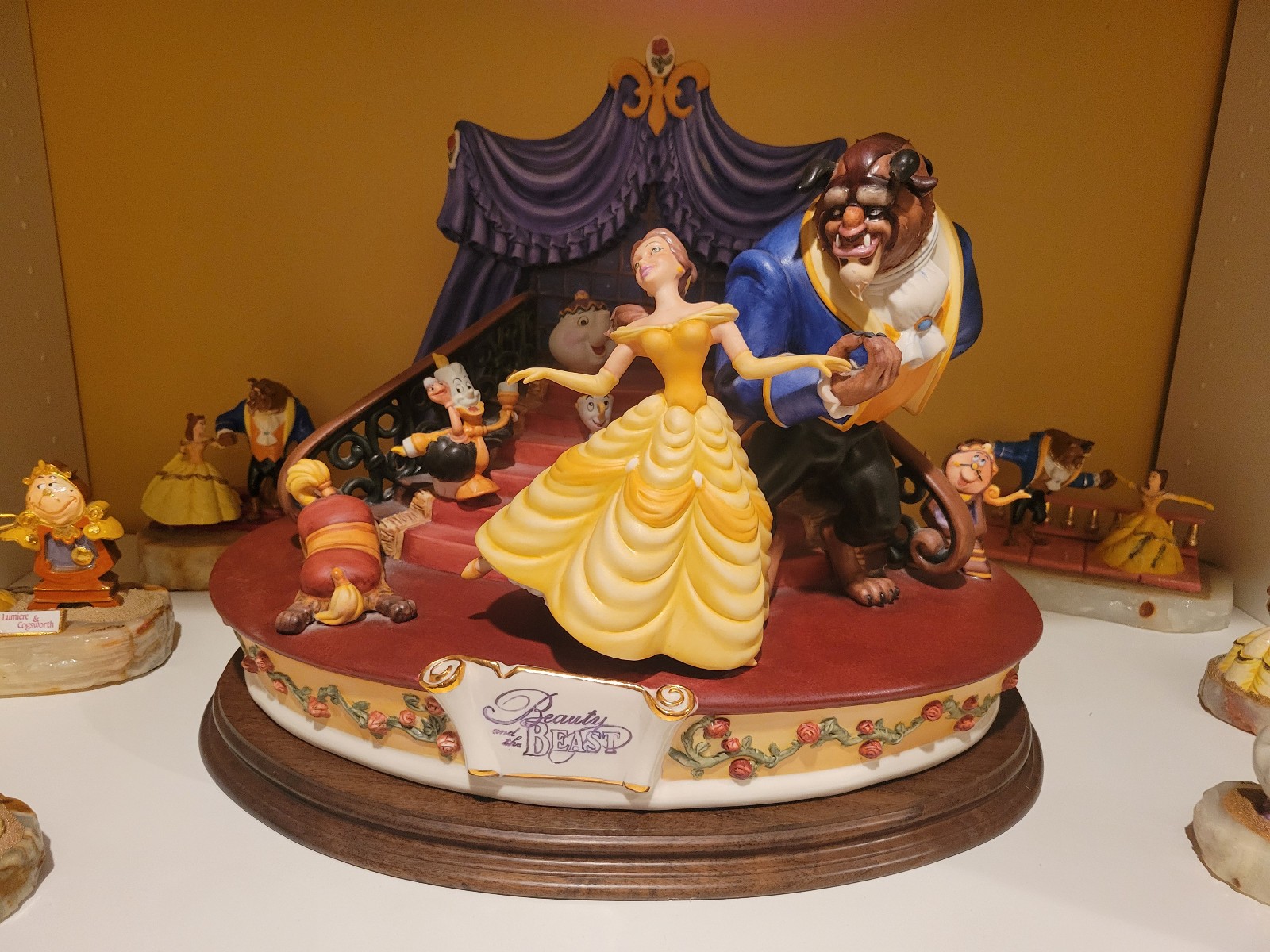 Extremely rare Porcellane d'Arte Laurenz Beauty and the Beast sculpture Extremely rare Porcellane d'Arte Laurenz Beauty and the Beast sculpture