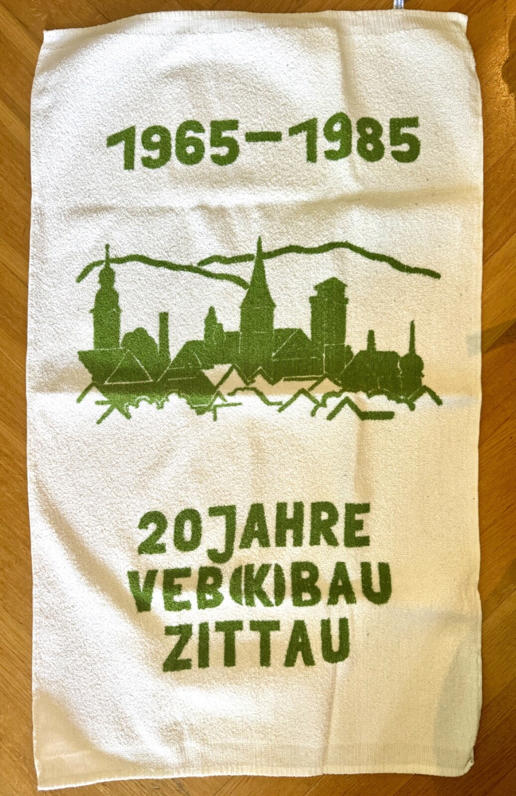 Nice Towel 20 Years VEB8K) Construction Zittau 1965-85 Approx.