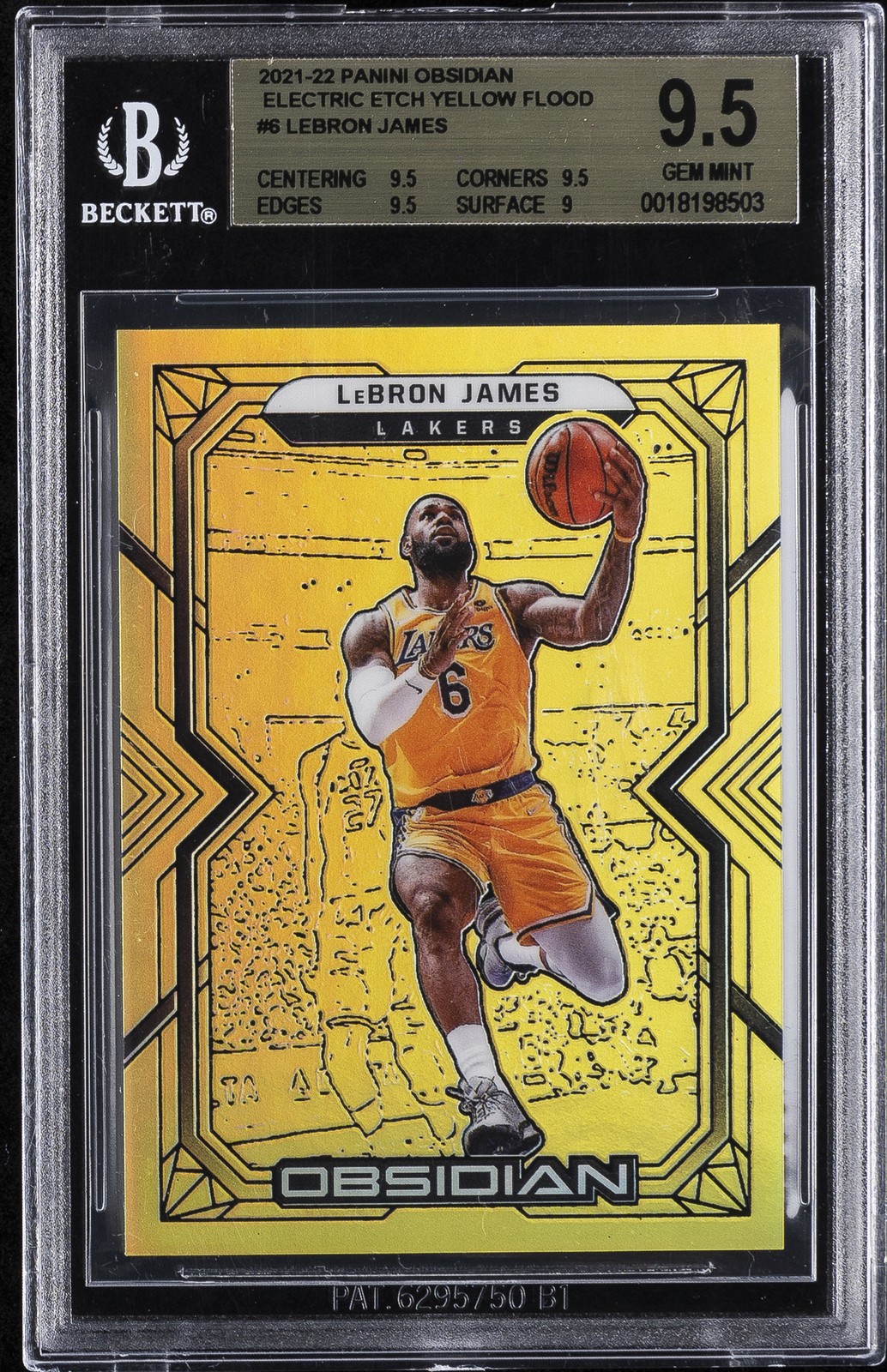 2021-22 PANINI OBSIDIAN EE YELLOW FLOOD LEBRON JAMES BGS 9.5