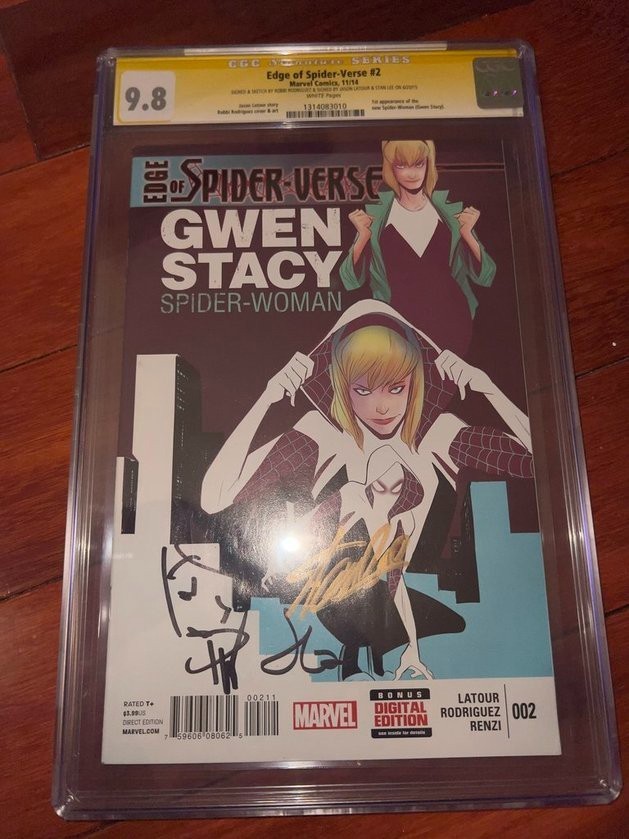 EDGE OF SPIDER-VERSE 2 CGC 9.8 SS GHOST SPIDER-GWEN STAN LEE RODRIGUEZ LATOUR