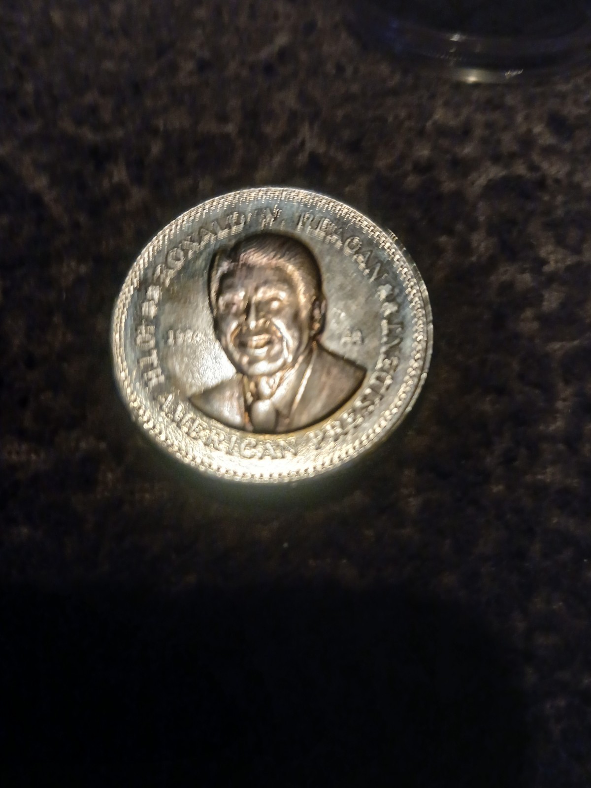 1984 Ronald W. Reagan 40th American President Double Eagle Commemorative coin.