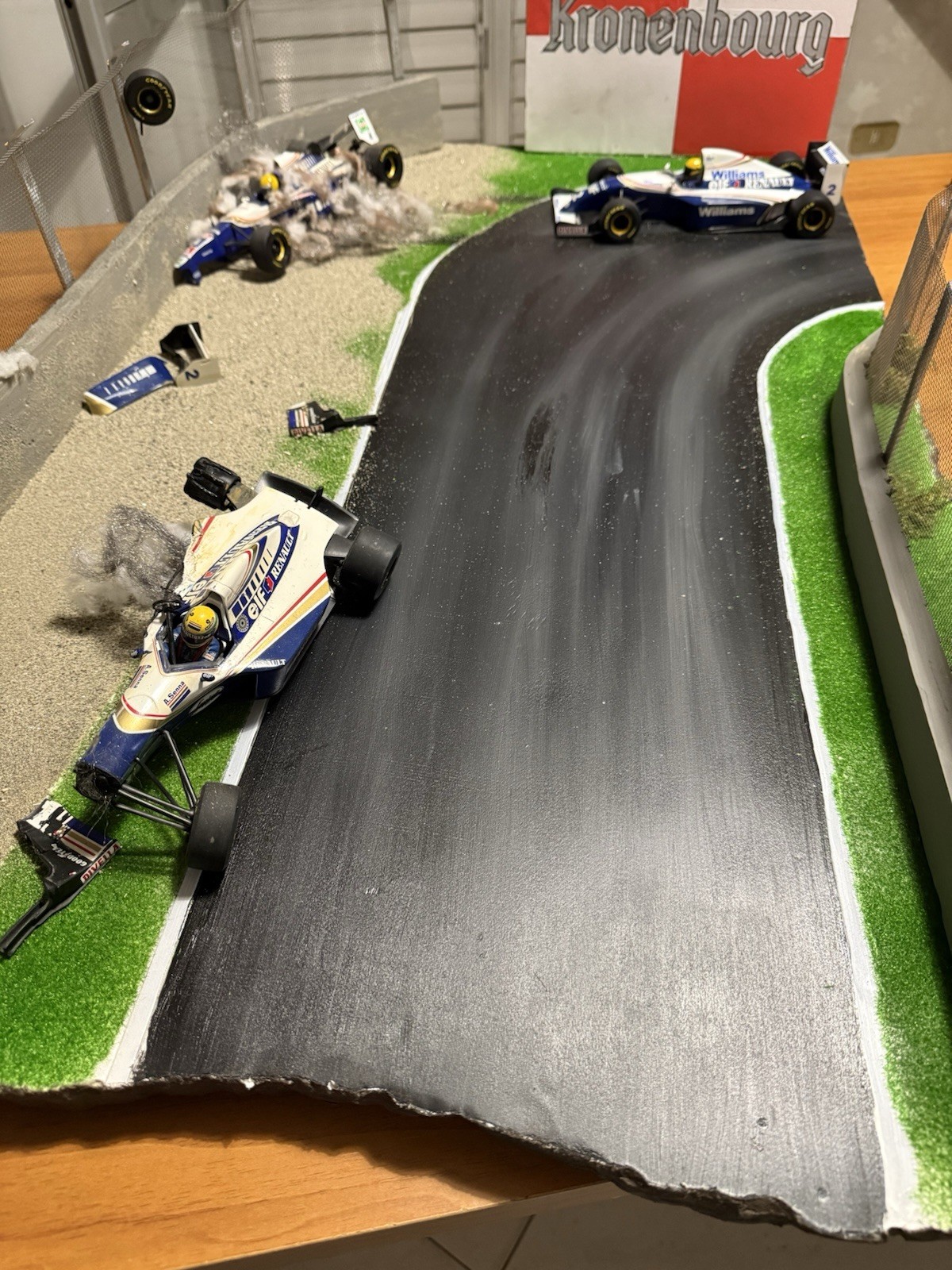 Ayrton Sequence Scene Incident 1 May Minichamps 1:18