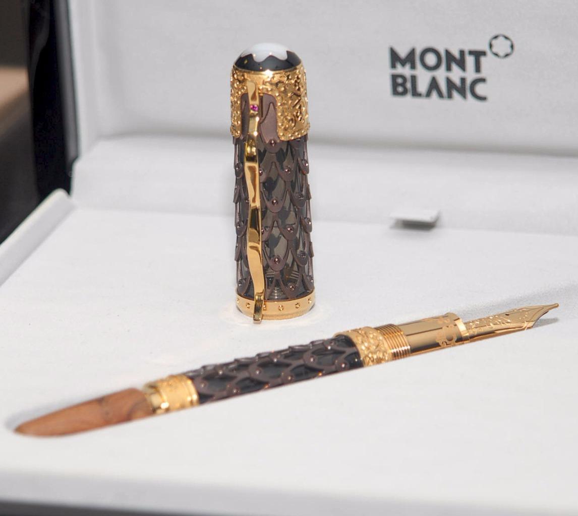 MONTBLANC GENGHIS KHAN FOUNTAIN PEN YELLOW GOLD LIMITED EDITION 88 (SEALED)
