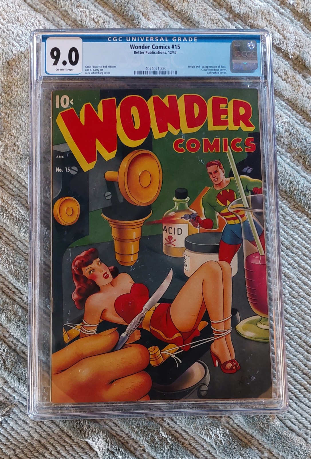 Wonder Comics #15 CGC 9.0 OFF-WHITE Pages 1947