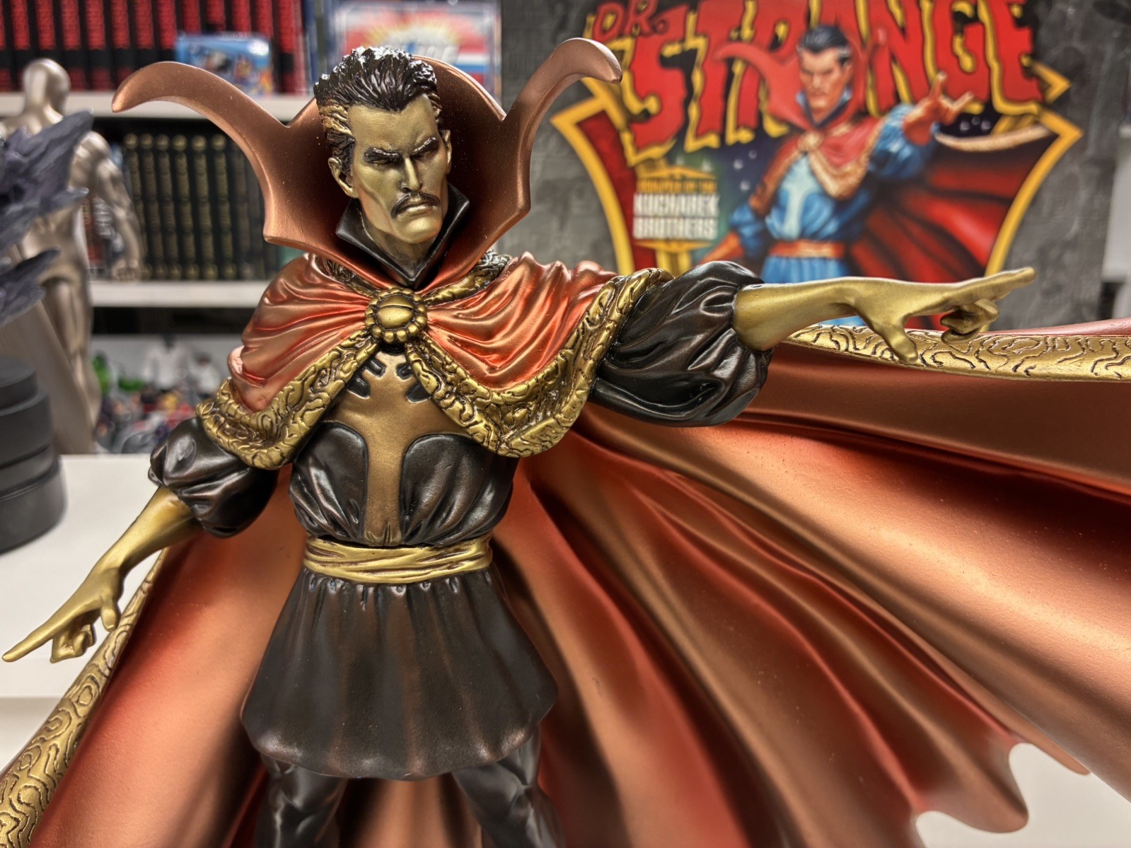 Bowen Designs FAUX BRONZE DR. STRANGE statue #1 OF 2 PROTOTYPE SIGNED Bowen Designs FAUX BRONZE DR. STRANGE statue #1 OF 2 PROTOTYPE SIGNED