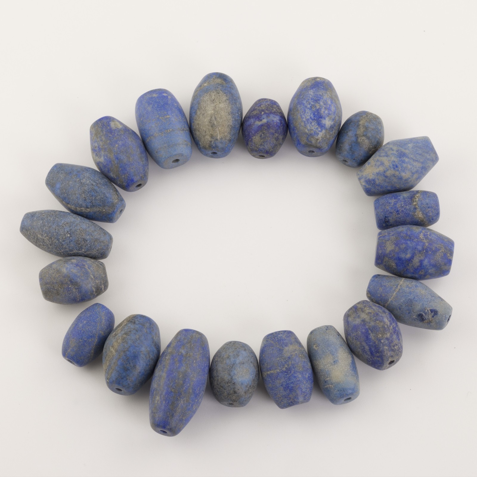 Old Ancient Eastern Lapis Lazuli Beads Necklace  [Length : 16.8in, 131gram]