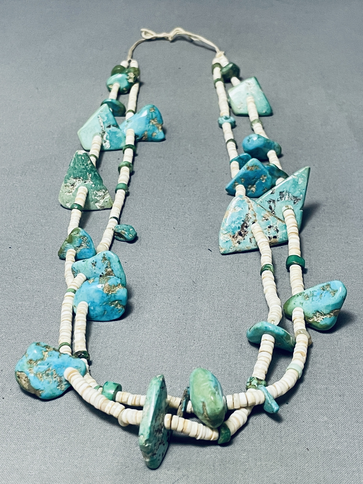 IMPORTANT EARLY 1900'S SANTO DOMINGO VINTAGE TURQUOISE NECKLACE OLD IMPORTANT EARLY 1900'S SANTO DOMINGO VINTAGE TURQUOISE NECKLACE OLD