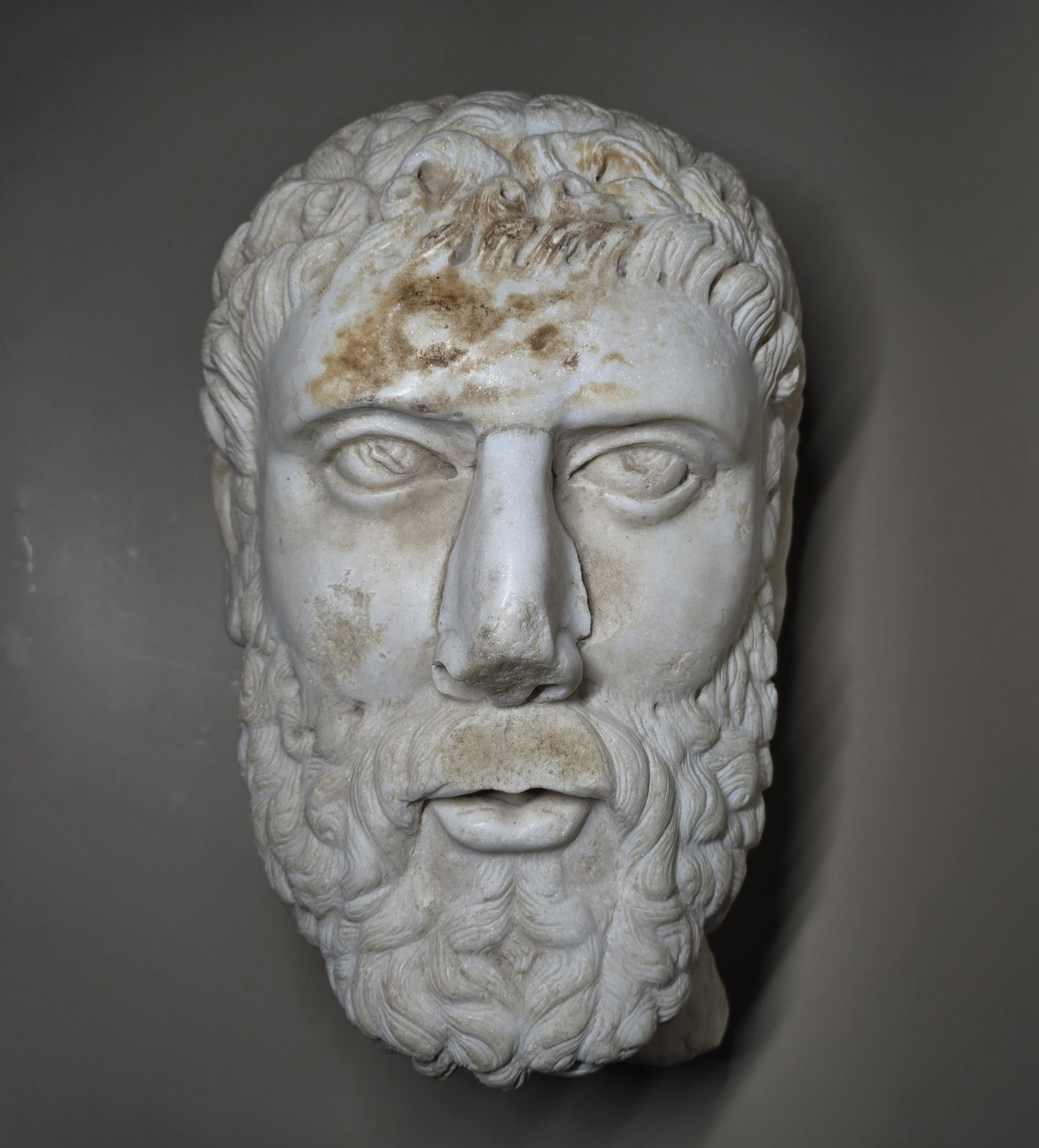 A VERY IMPORTANT AND RARE ROMAN MARBLE HEAD OF HERCULES OR A BARBARIAN. A VERY IMPORTANT AND RARE ROMAN MARBLE HEAD OF HERCULES OR A BARBARIAN.