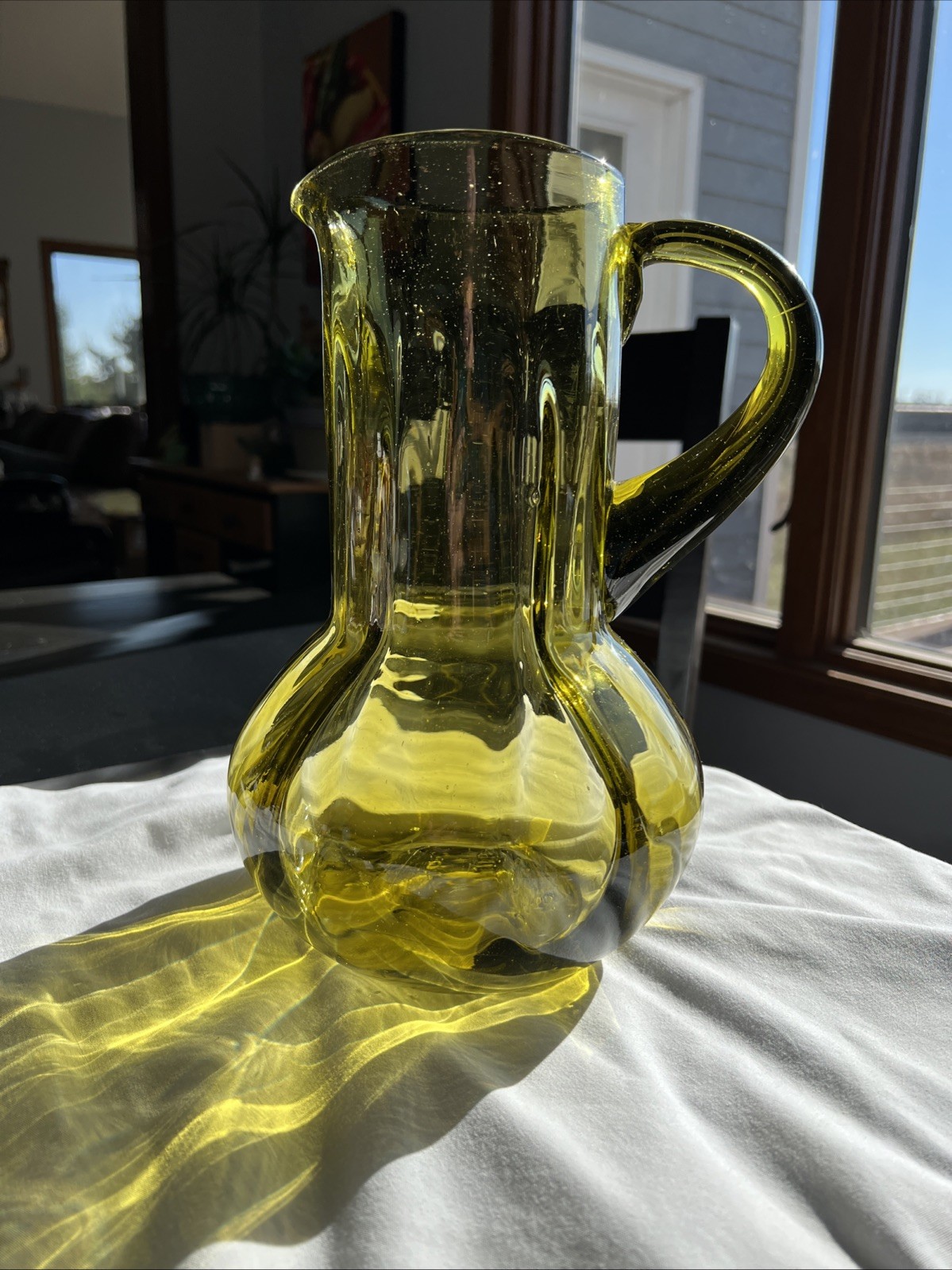 Blenko? Vintage Avocado Green Hand Blown Glass Applied Handle Pitcher 11” -Super Blenko? Vintage Avocado Green Hand Blown Glass Applied Handle Pitcher 11” -Super
