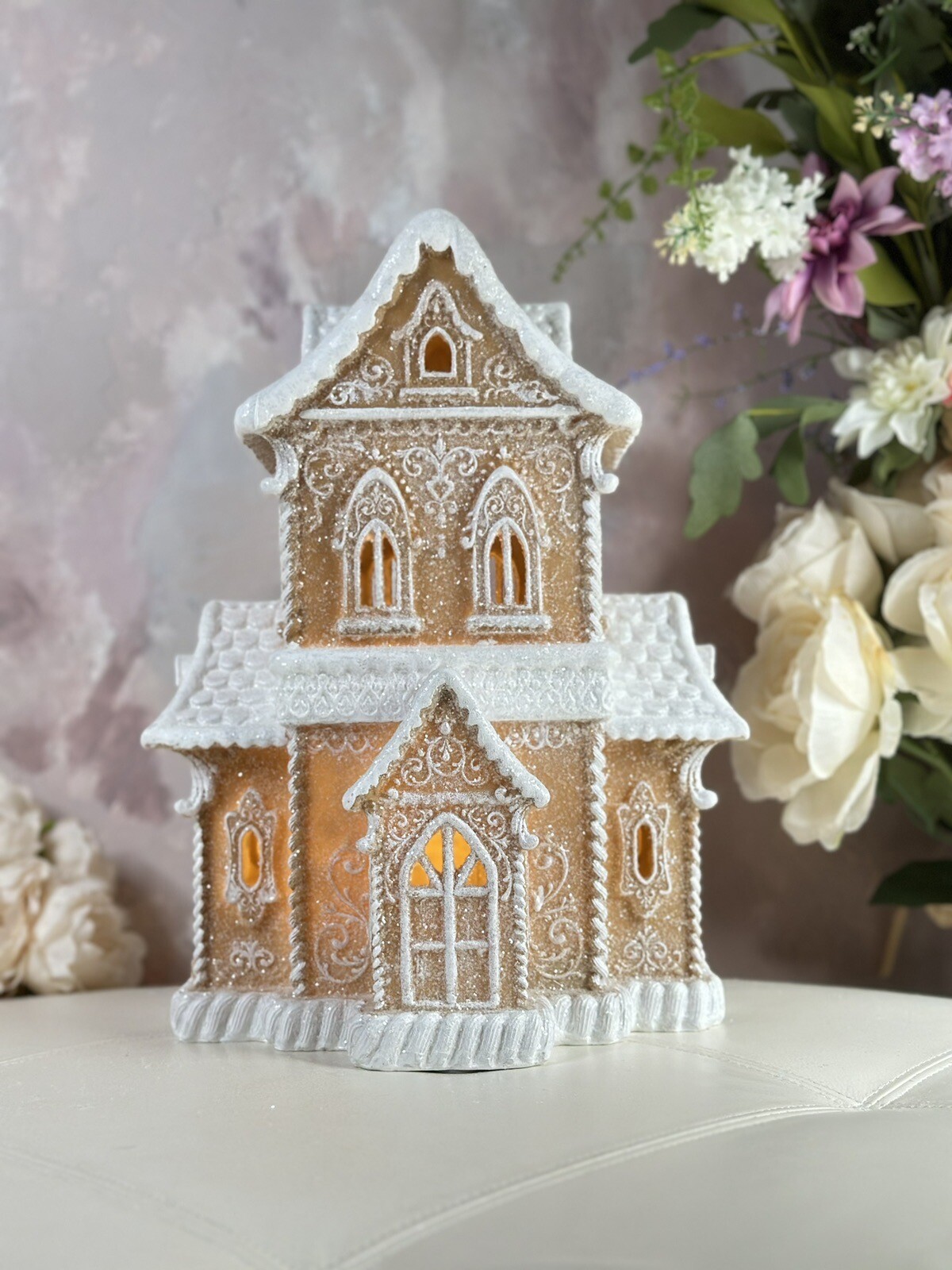 Christmas LED 15”Gingerbread Victorian House W/Beautiful Lace Swirls Frosted NEW Christmas LED 15”Gingerbread Victorian House W/Beautiful Lace Swirls Frosted NEW