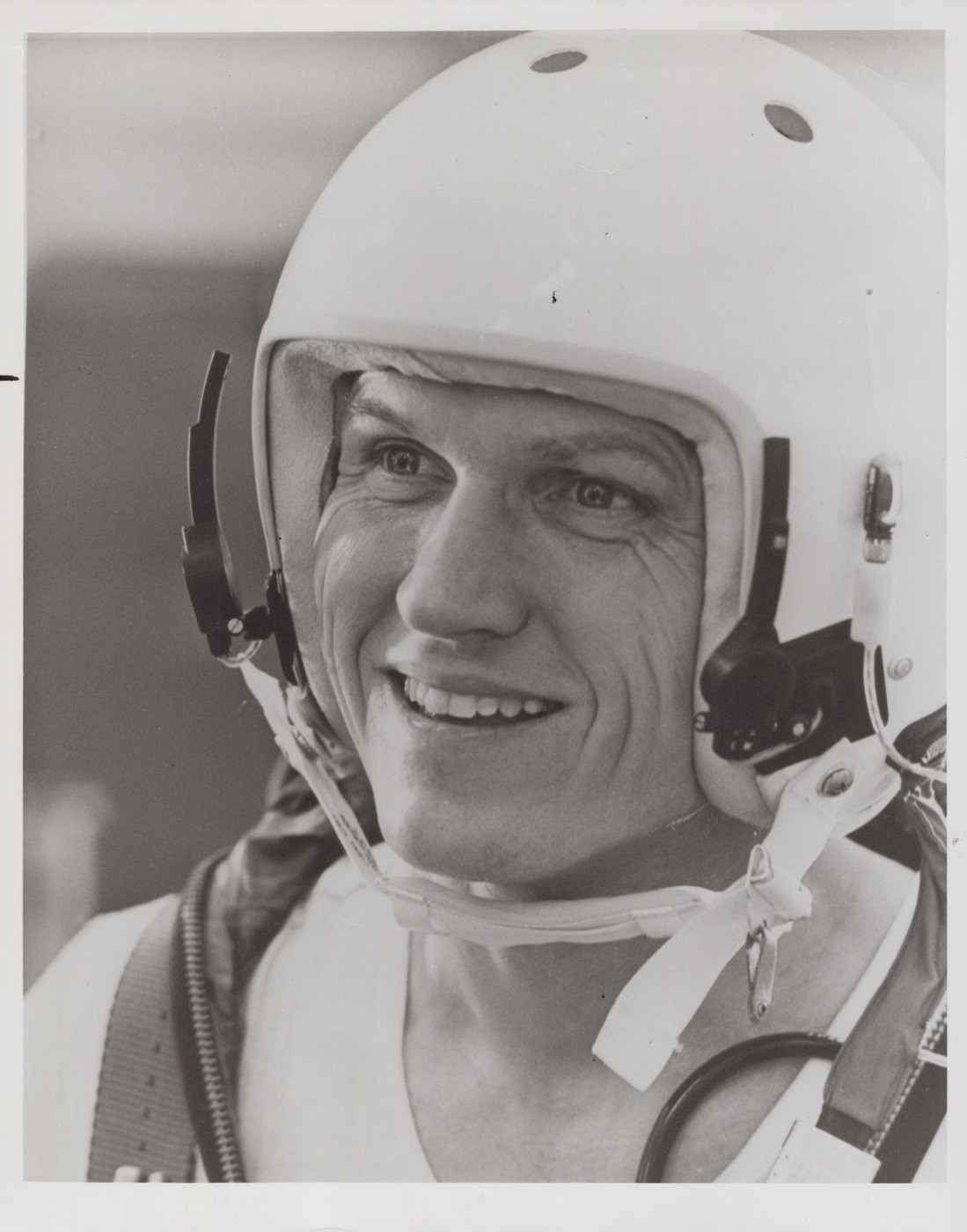 Gemini VII Astronaut Frank Borman FL Weight Test 1965 - Original NASA Photo Gemini VII Astronaut Frank Borman FL Weight Test 1965 - Original NASA Photo