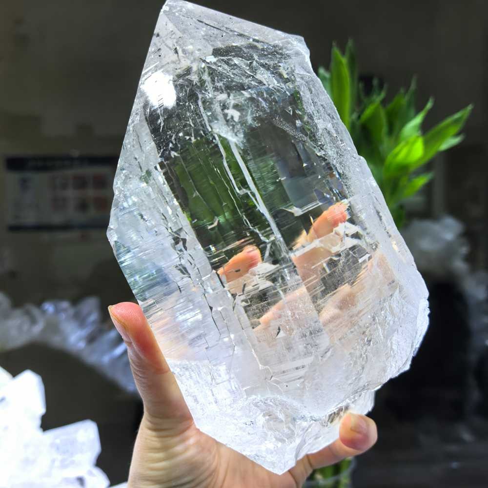 8lb A+++ Natural Rare Clear Quartz Crystal Himalayan Mineral Specimen Collect 8lb A+++ Natural Rare Clear Quartz Crystal Himalayan Mineral Specimen Collect